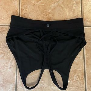 Lululemon / SoulCycle bra